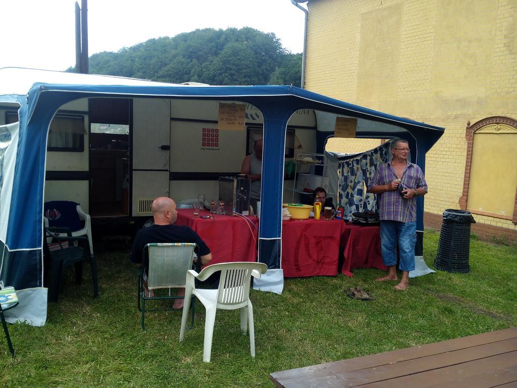 Penzion Sklarska Hospoda Chřibská Εξωτερικό φωτογραφία